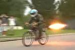 Amateur Clip - Fahrrad mit Raketenantrieb